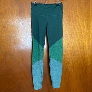 Old Navy Active go-dry legging